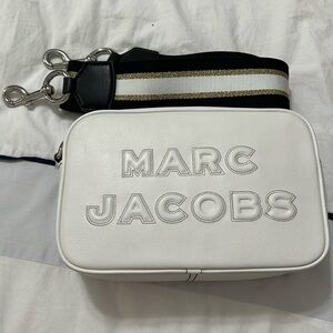 Authentic Marc Jacobs New Calf Leather Crossbody!